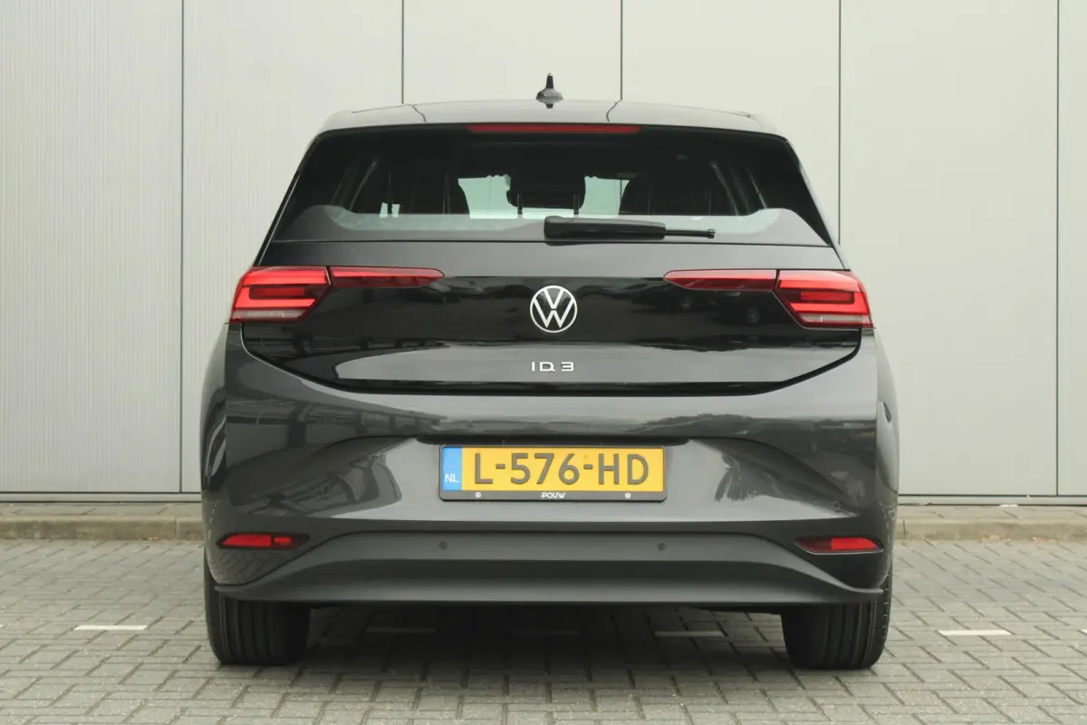 204pk Life 58 kWh Pro performance | CarPlay & Android Auto |  Navigatie | LM Velgen