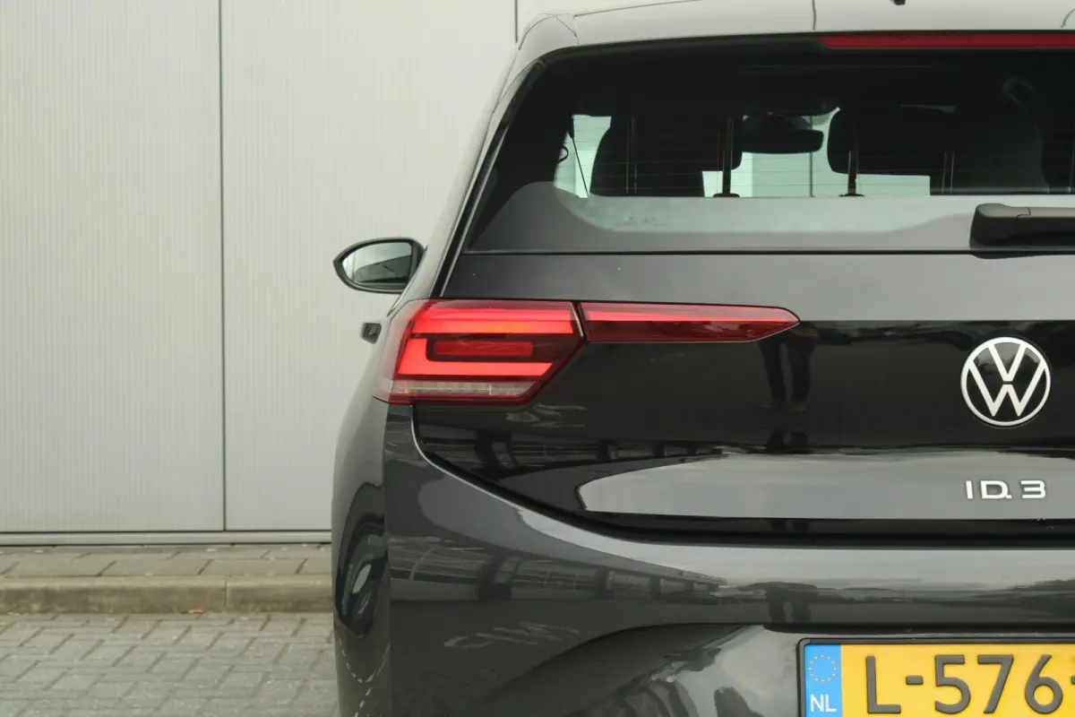204pk Life 58 kWh Pro performance | CarPlay & Android Auto |  Navigatie | LM Velgen