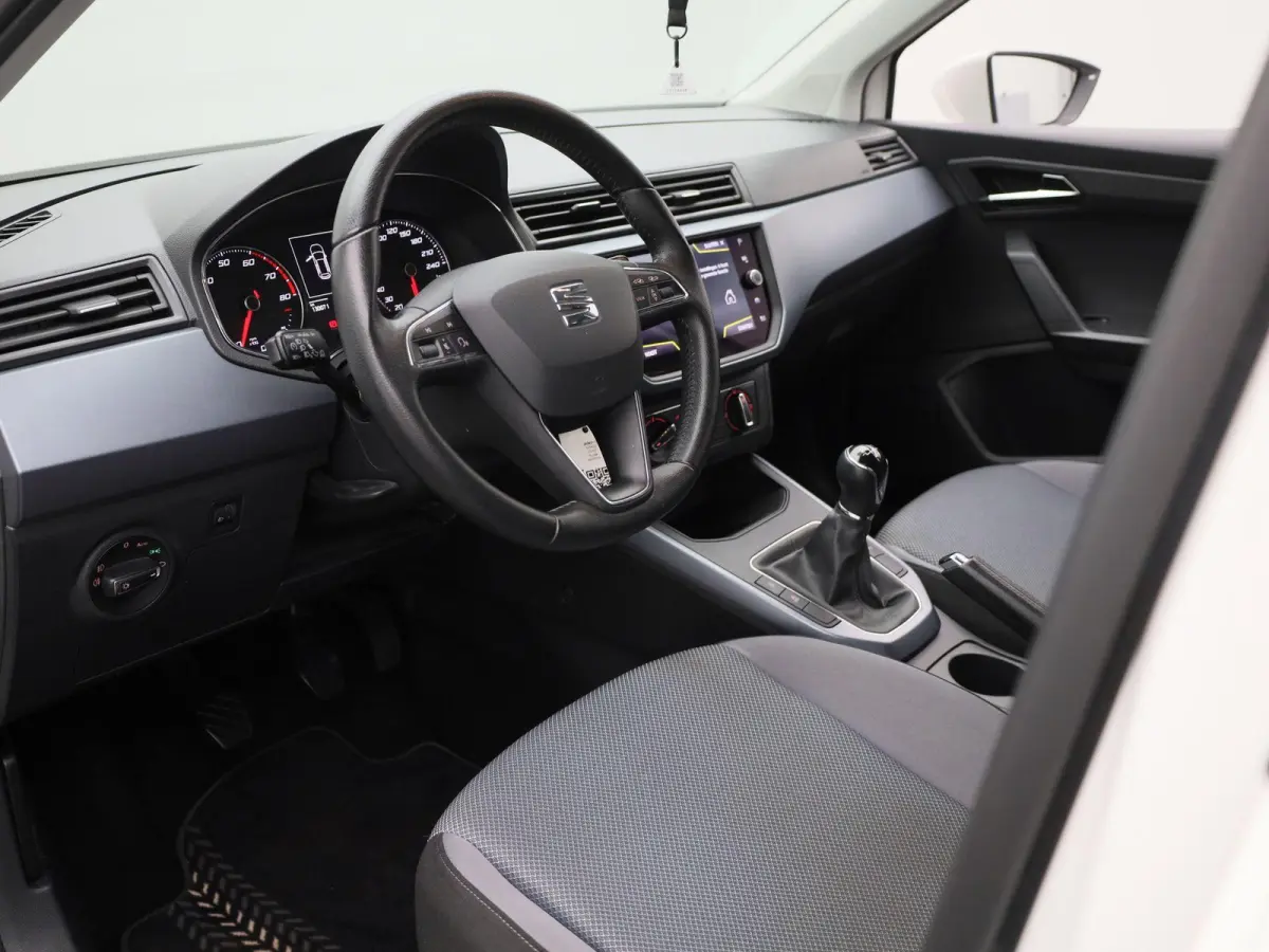 1.0 TSI Style Launch Edition | APPLE CARPLAY | ACHTERUITRIJCAMERA | AIRCO | CRUISE CONTROL |