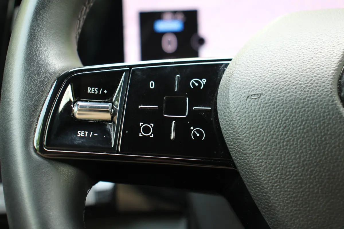 1.2 E-Tech full hybrid 200 evolution / Camera / Carplay / Navigatie / Winterpakket | Achteruitrijcamera | Apple Carplay/Android Auto|telefoonintegratie premium | Cruise control
