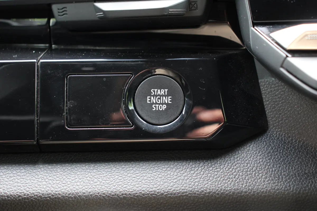 1.2 E-Tech full hybrid 200 evolution / Camera / Carplay / Navigatie / Winterpakket | Achteruitrijcamera | Apple Carplay/Android Auto|telefoonintegratie premium | Cruise control
