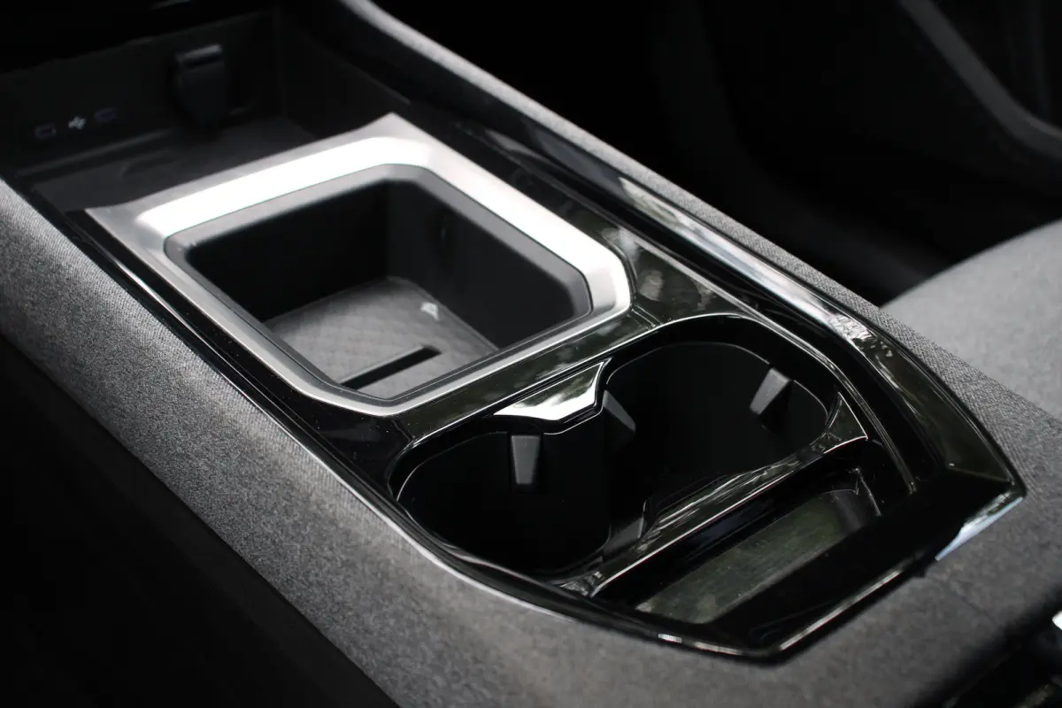 1.2 E-Tech full hybrid 200 evolution / Camera / Carplay / Navigatie / Winterpakket | Achteruitrijcamera | Apple Carplay/Android Auto|telefoonintegratie premium | Cruise control