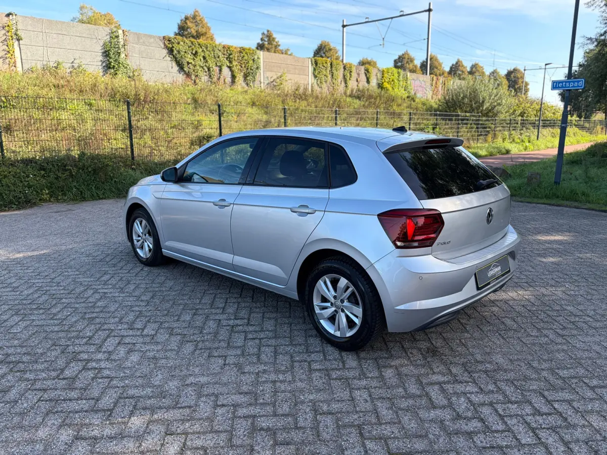 1.0 TSI Comfortline DSG I CARPLAY I CRUISE I PDC I CLIMA I NAVI