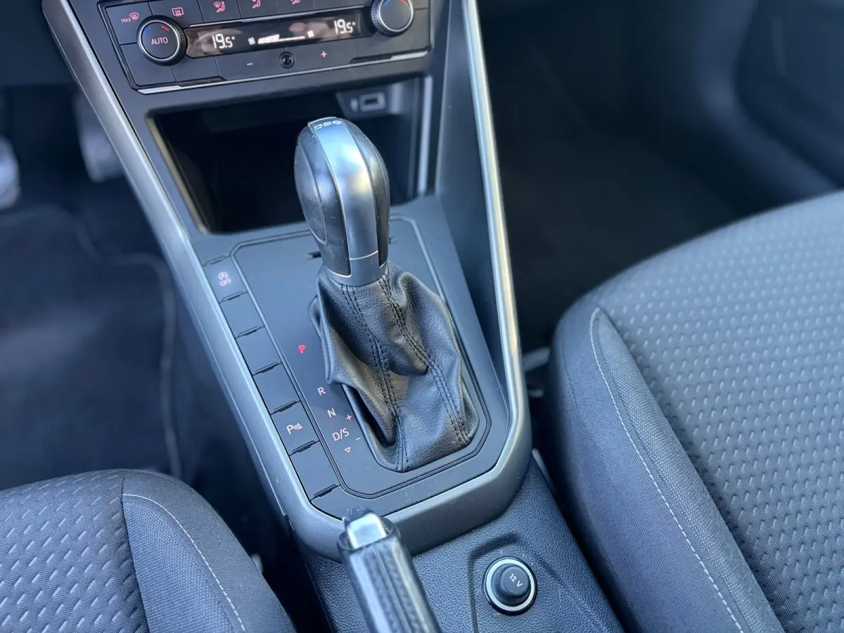 1.0 TSI Comfortline DSG I CARPLAY I CRUISE I PDC I CLIMA I NAVI