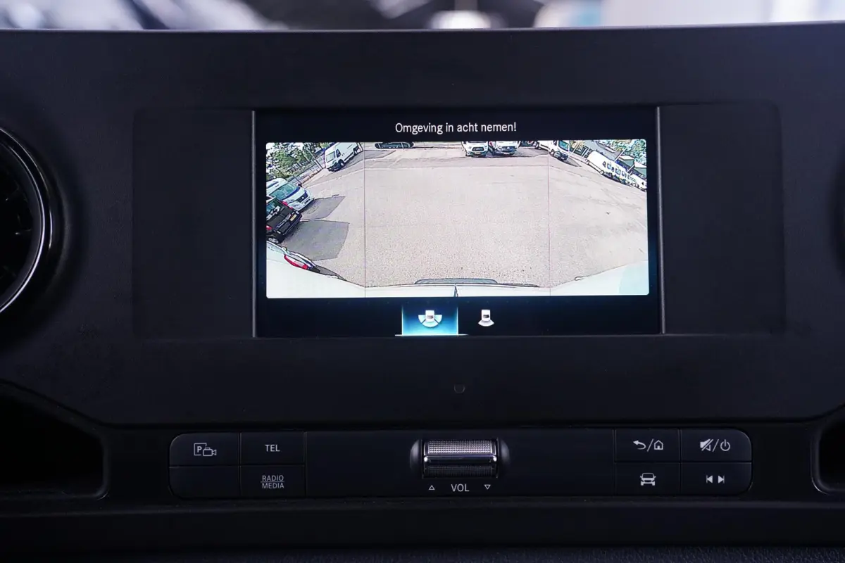 317 CDI 170 pk L2H2 Camera, Apple Carplay Cruise Control, Airco, Opstap achter, 3-Zits