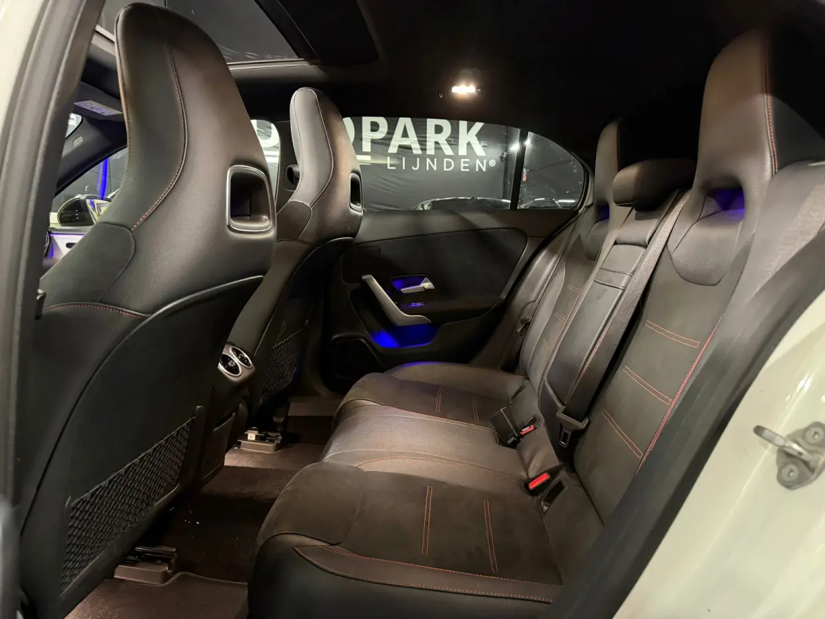 180 Business Solution AMG |PANO|MEMORY|KEYLESS|LANE ASSIST|SFEERVERLICHTING|NAP|NL AUTO|DEALER ONDERHOUDEN|
