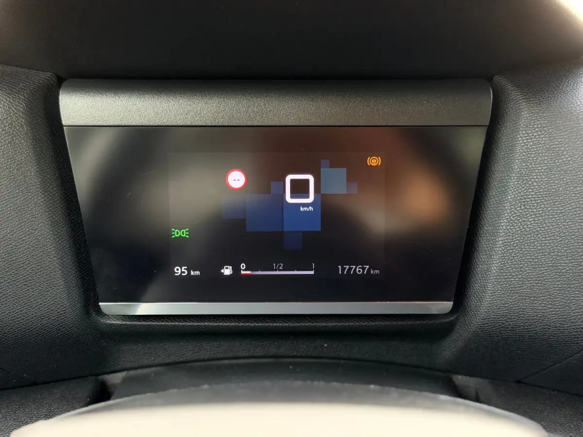 1.2 Puretech Feel / Apple Carplay & Android Auto / Achteruitrijcamera / Climate Control / Cruise Control / | Achteruitrijcamera | Apple Carplay/Android Auto|telefoonintegratie premium | Radi