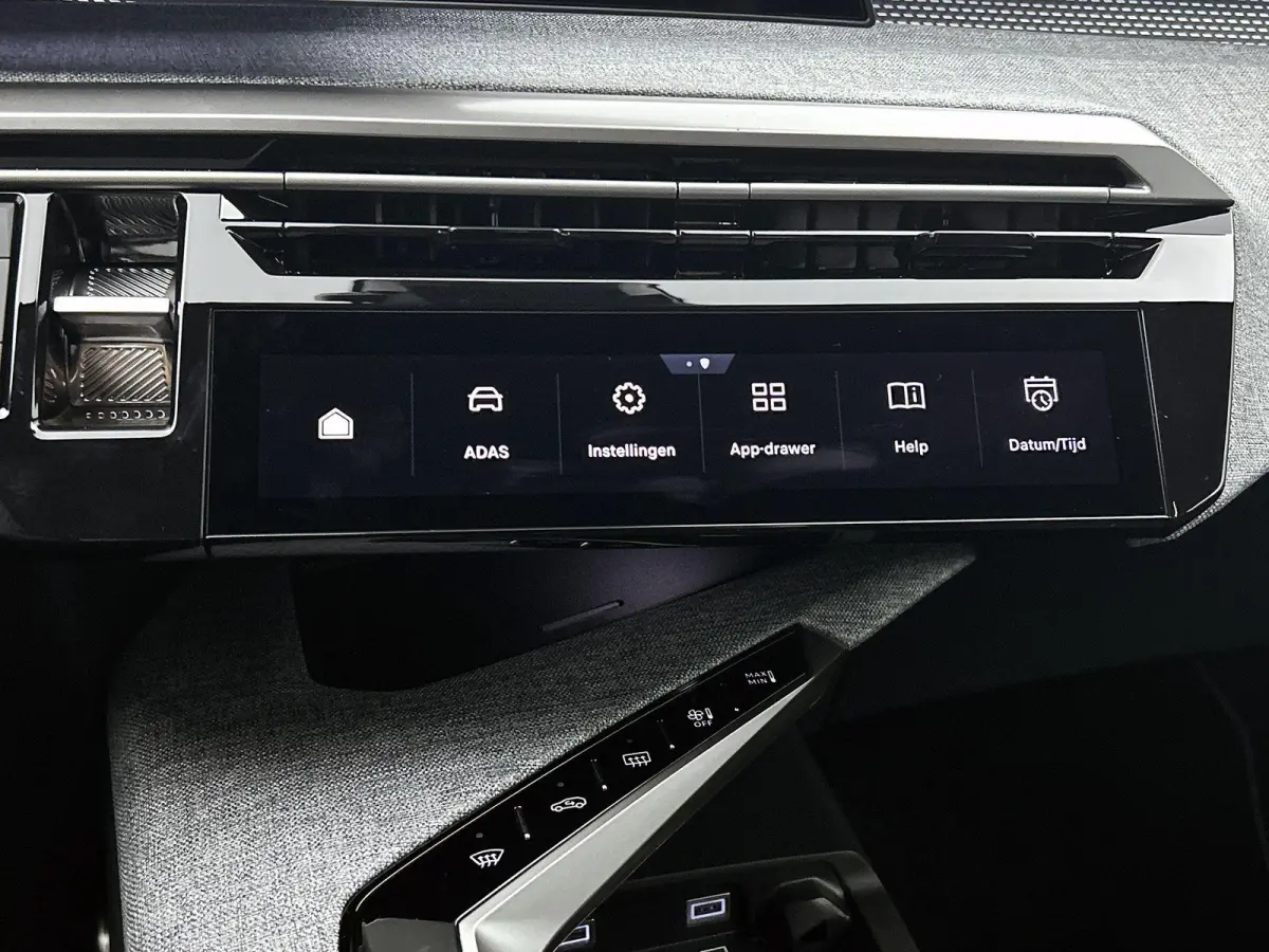 SUV GT Hybrid 145pk Automaat | DEMO | 7 Zitplaatsen | Navigatie | 360° Camera | Handsfree Achterklep | Stoel- en stuurverwarming | Adaptieve Cruise Control | Climate Control | Parkeersensor