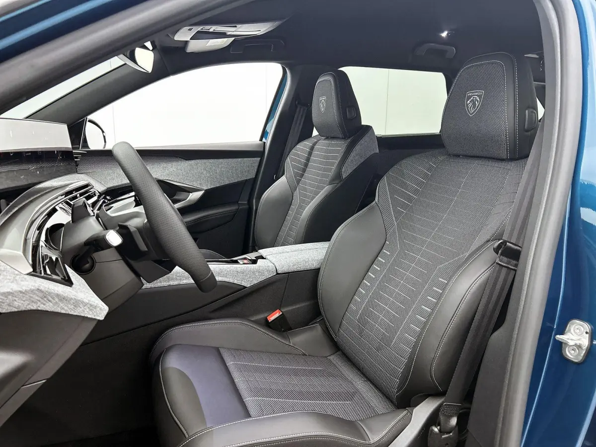 SUV GT Hybrid 145pk Automaat | DEMO | 7 Zitplaatsen | Navigatie | 360° Camera | Handsfree Achterklep | Stoel- en stuurverwarming | Adaptieve Cruise Control | Climate Control | Parkeersensor
