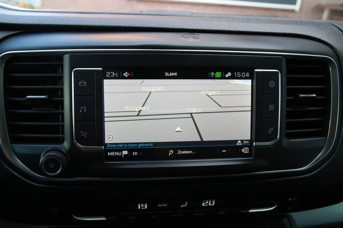 2.0 BlueHDI 180PK Automaat Standard Sport / Camera / Trekhaak