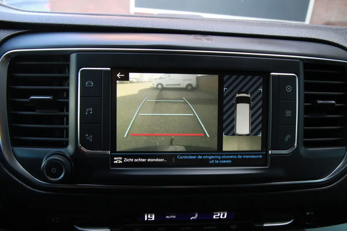 2.0 BlueHDI 180PK Automaat Standard Sport / Camera / Trekhaak