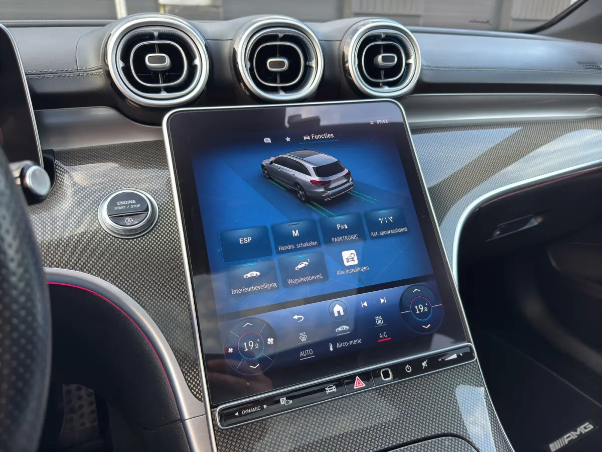 200 Launch Edition AMG Line | 360 Camera | Panoramadak | Adapt. Cruise | Apple Carplay/Android Auto |