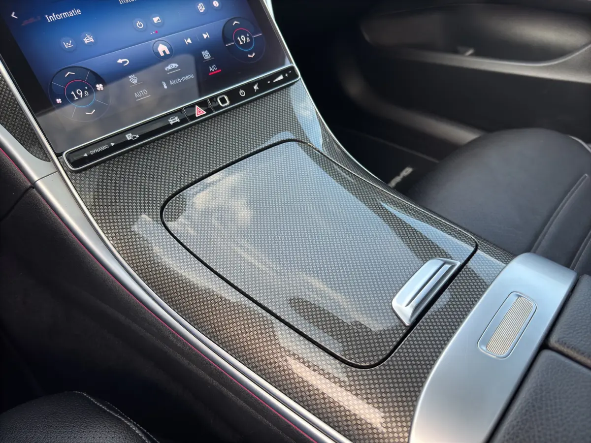 200 Launch Edition AMG Line | 360 Camera | Panoramadak | Adapt. Cruise | Apple Carplay/Android Auto |