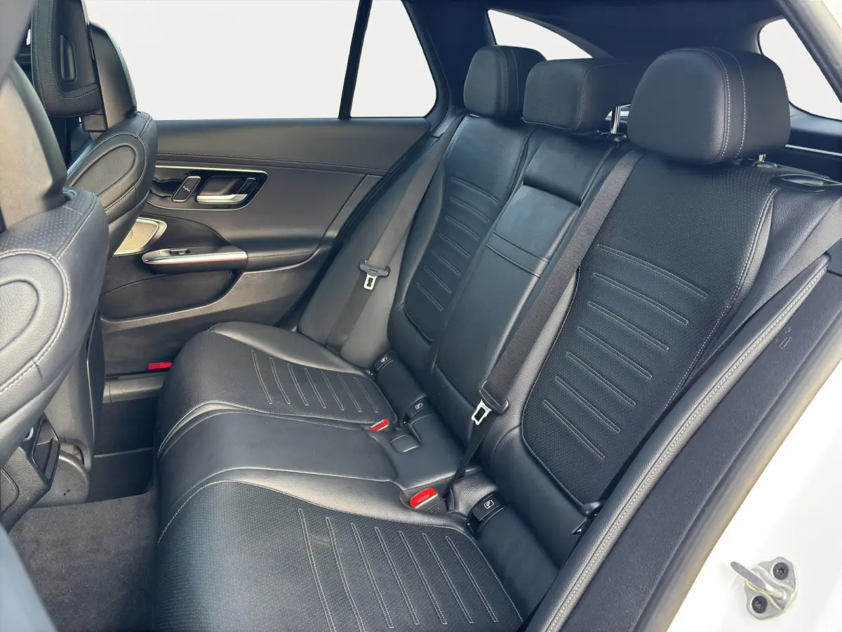 200 Launch Edition AMG Line | 360 Camera | Panoramadak | Adapt. Cruise | Apple Carplay/Android Auto |