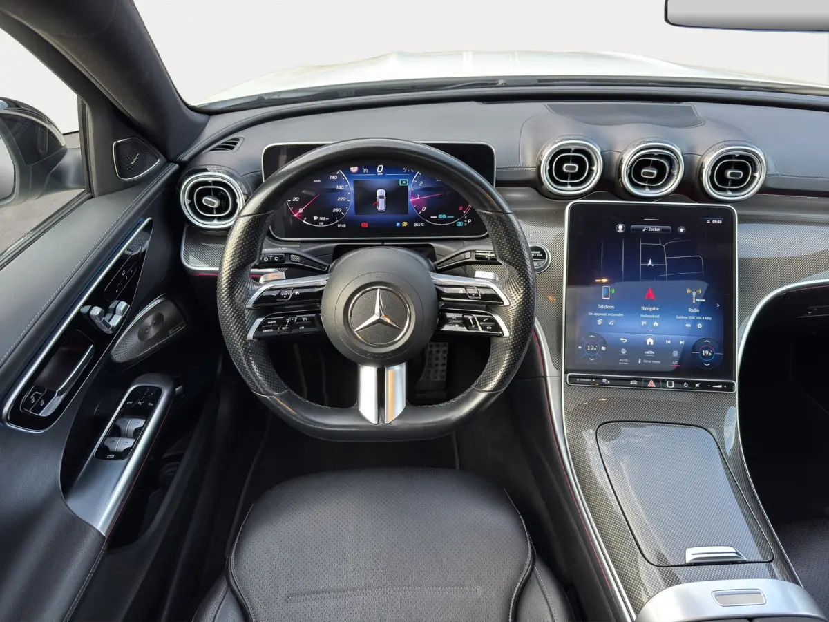 200 Launch Edition AMG Line | 360 Camera | Panoramadak | Adapt. Cruise | Apple Carplay/Android Auto |