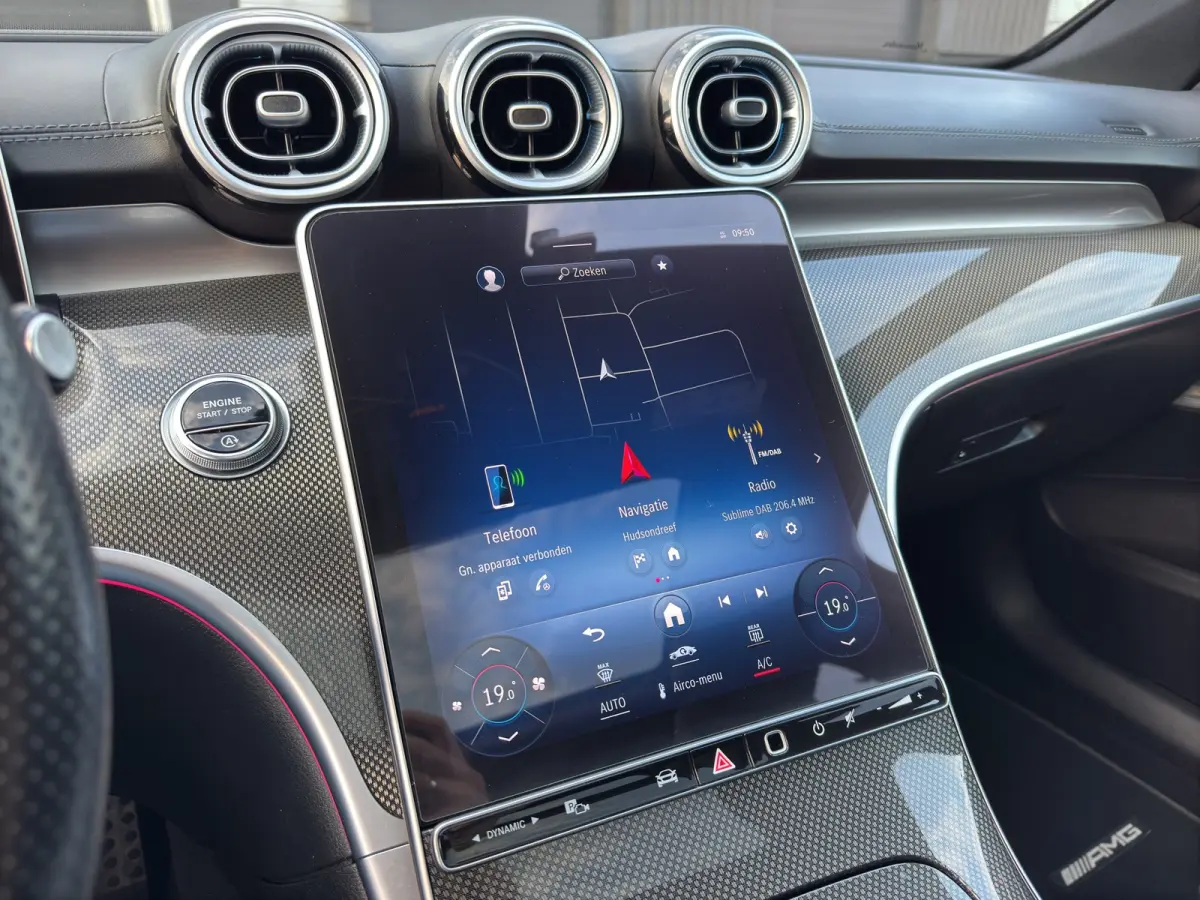 200 Launch Edition AMG Line | 360 Camera | Panoramadak | Adapt. Cruise | Apple Carplay/Android Auto |