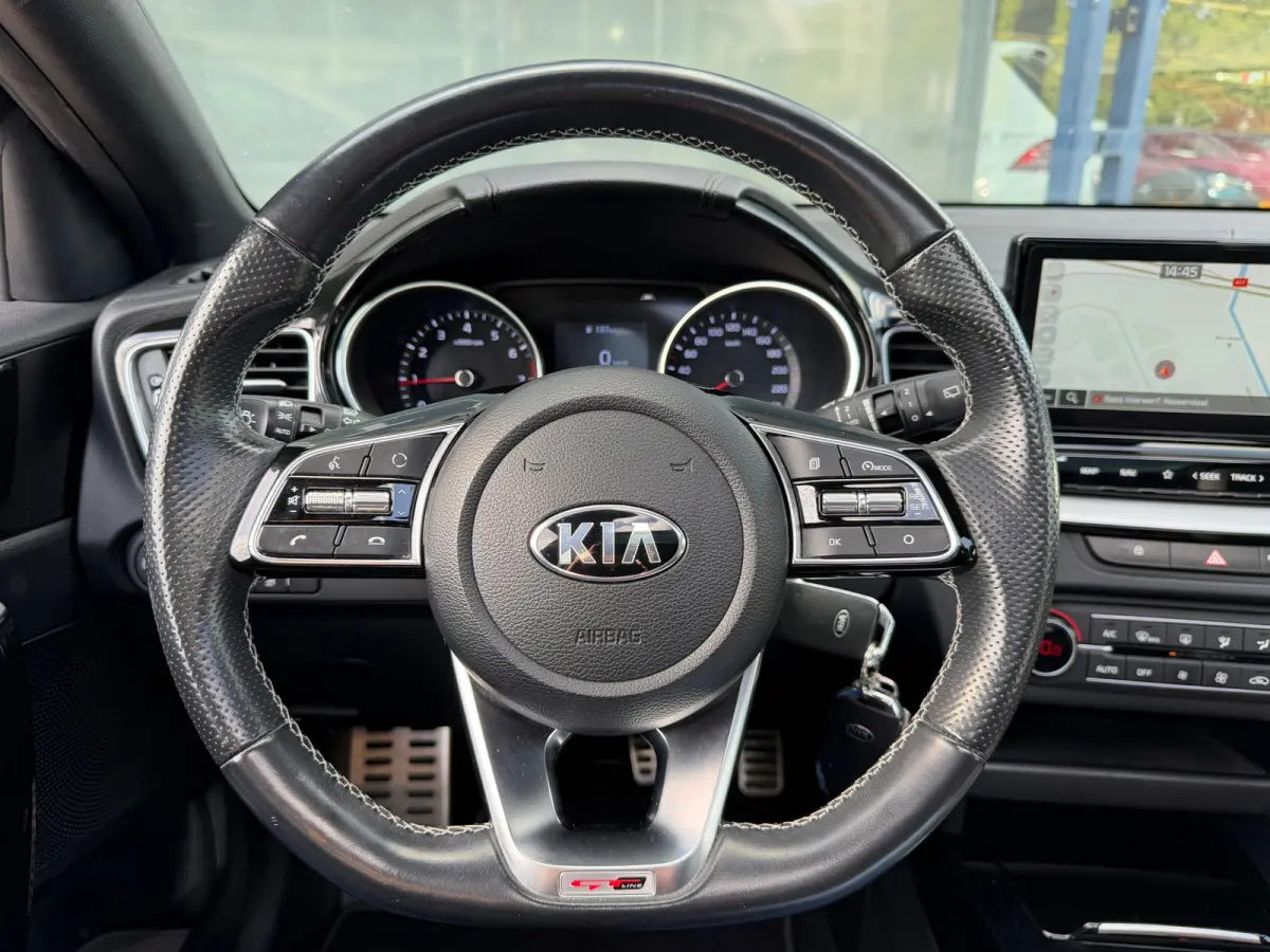 1.0 T-GDI GT-Line Edition |Panorama|Camera|Navi|Apple car