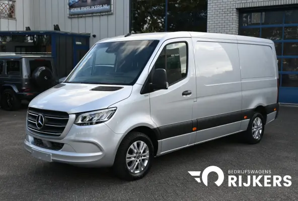 319 CDI L2H1 3500 KG trekhaak, LED, Distronic