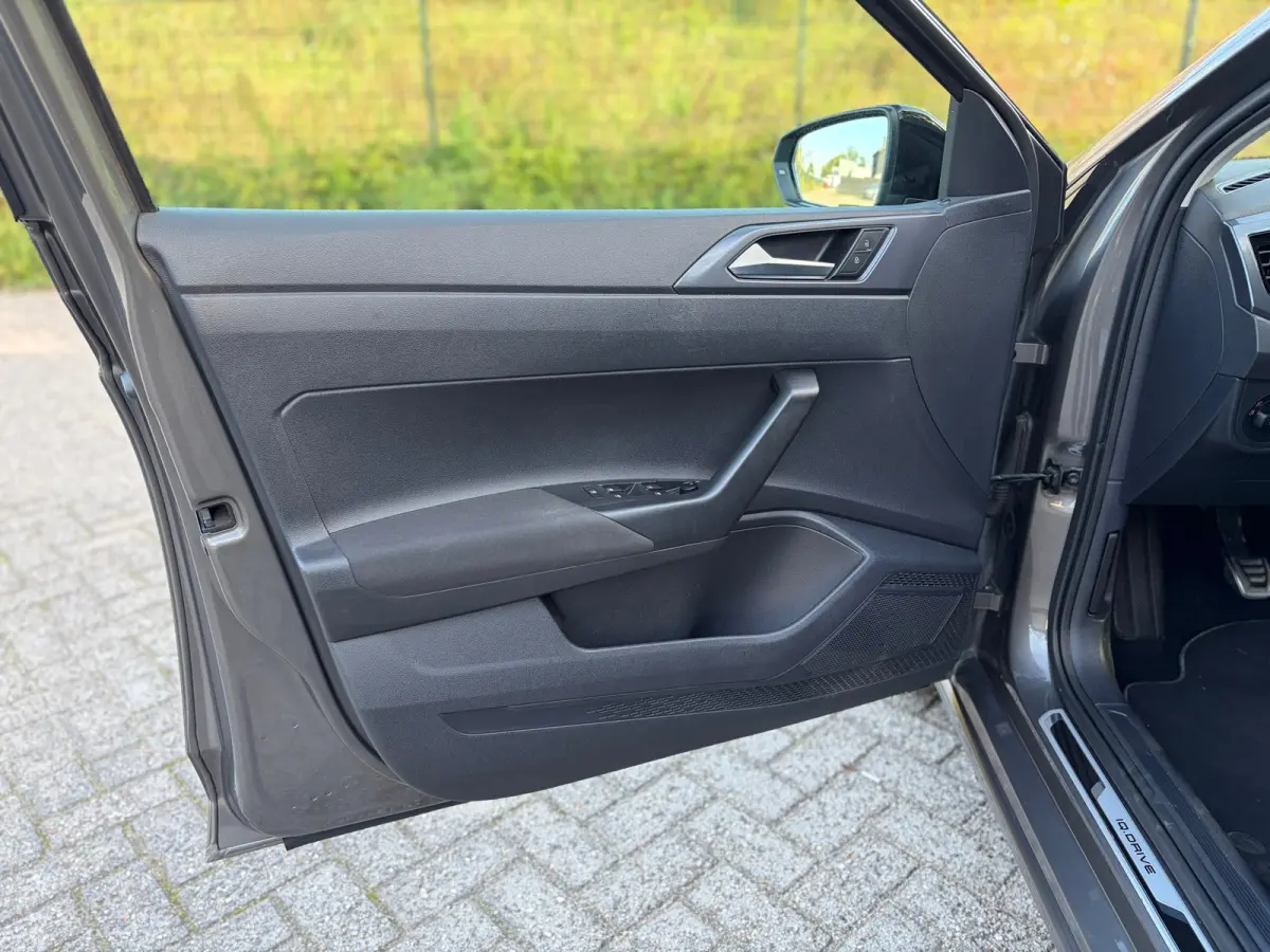 1.0 TSI Highline IQ DRIVE I CARPLAY I 360 PDC I CRUISE I NAVI I STOELVERW.