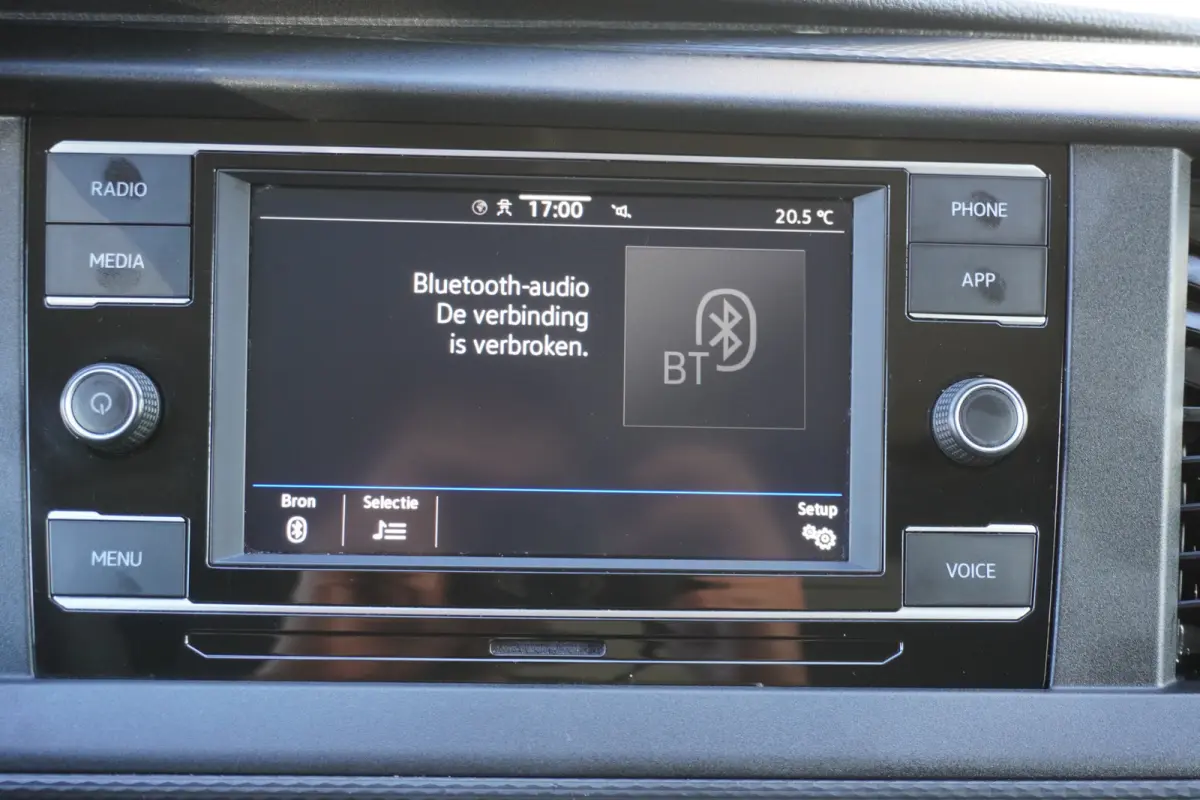 150pk Automaat L1H1 Apple Carplay Parkeersensoren Cruise control Achterdeuren Airco 3-Zits