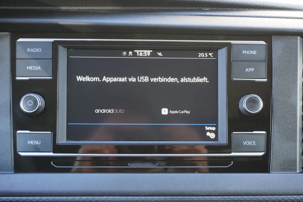 150pk Automaat L1H1 Apple Carplay Parkeersensoren Cruise control Achterdeuren Airco 3-Zits