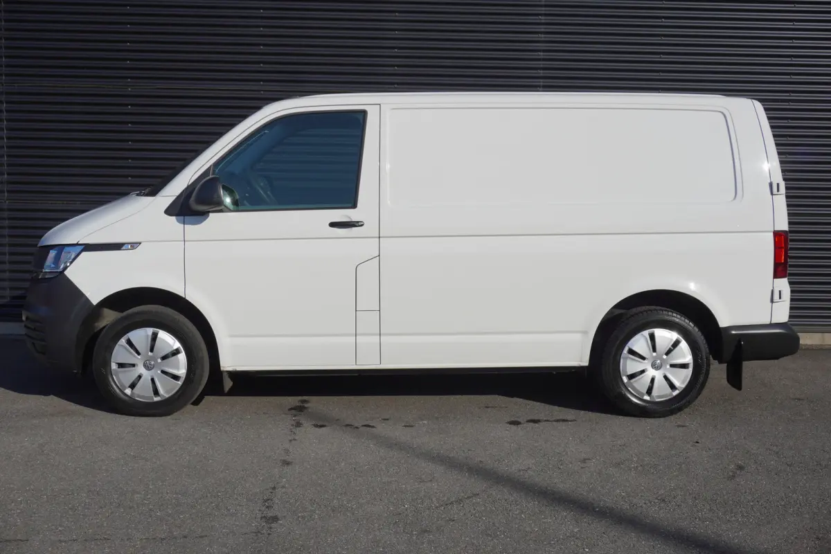 150pk Automaat L1H1 Apple Carplay Parkeersensoren Cruise control Achterdeuren Airco 3-Zits