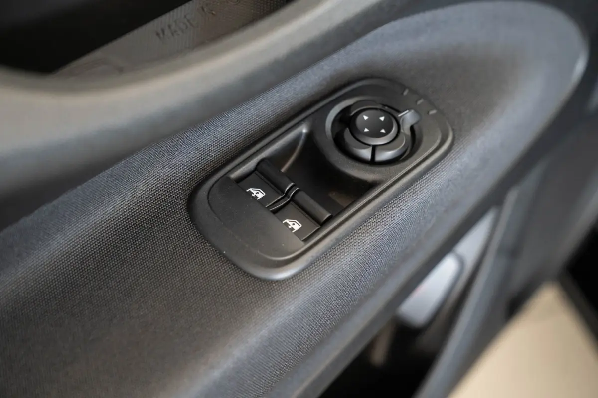 Urban 42 kWh l Apple Car Play l Android l Camera l Leder Multi Stuur l Cr Control l Climate Control l