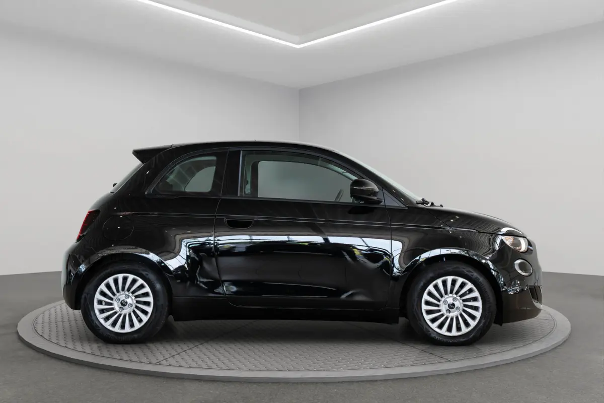 Urban 42 kWh l Apple Car Play l Android l Camera l Leder Multi Stuur l Cr Control l Climate Control l