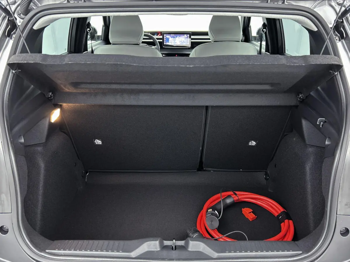 Max Comfort Range 44 kWh 113pk | DEMO | Navigatie | Achteruitrijcamera | Climate Control | Cruise Control | Parkeersensoren | Bluetooth | Draadloze Apple Carplay / Android Auto | Comfortstoe