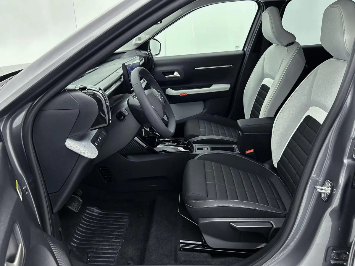 Max Comfort Range 44 kWh 113pk | DEMO | Navigatie | Achteruitrijcamera | Climate Control | Cruise Control | Parkeersensoren | Bluetooth | Draadloze Apple Carplay / Android Auto | Comfortstoe