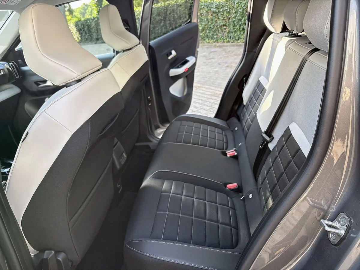 Max Comfort Range 44 kWh 113pk | DEMO | Navigatie | Achteruitrijcamera | Climate Control | Cruise Control | Parkeersensoren | Bluetooth | Draadloze Apple Carplay / Android Auto | Comfortstoe