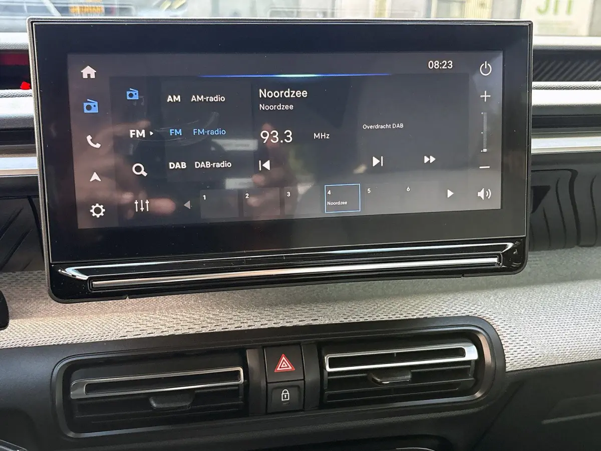 Max Comfort Range 44 kWh 113pk | DEMO | Navigatie | Achteruitrijcamera | Climate Control | Cruise Control | Parkeersensoren | Bluetooth | Draadloze Apple Carplay / Android Auto | Comfortstoe