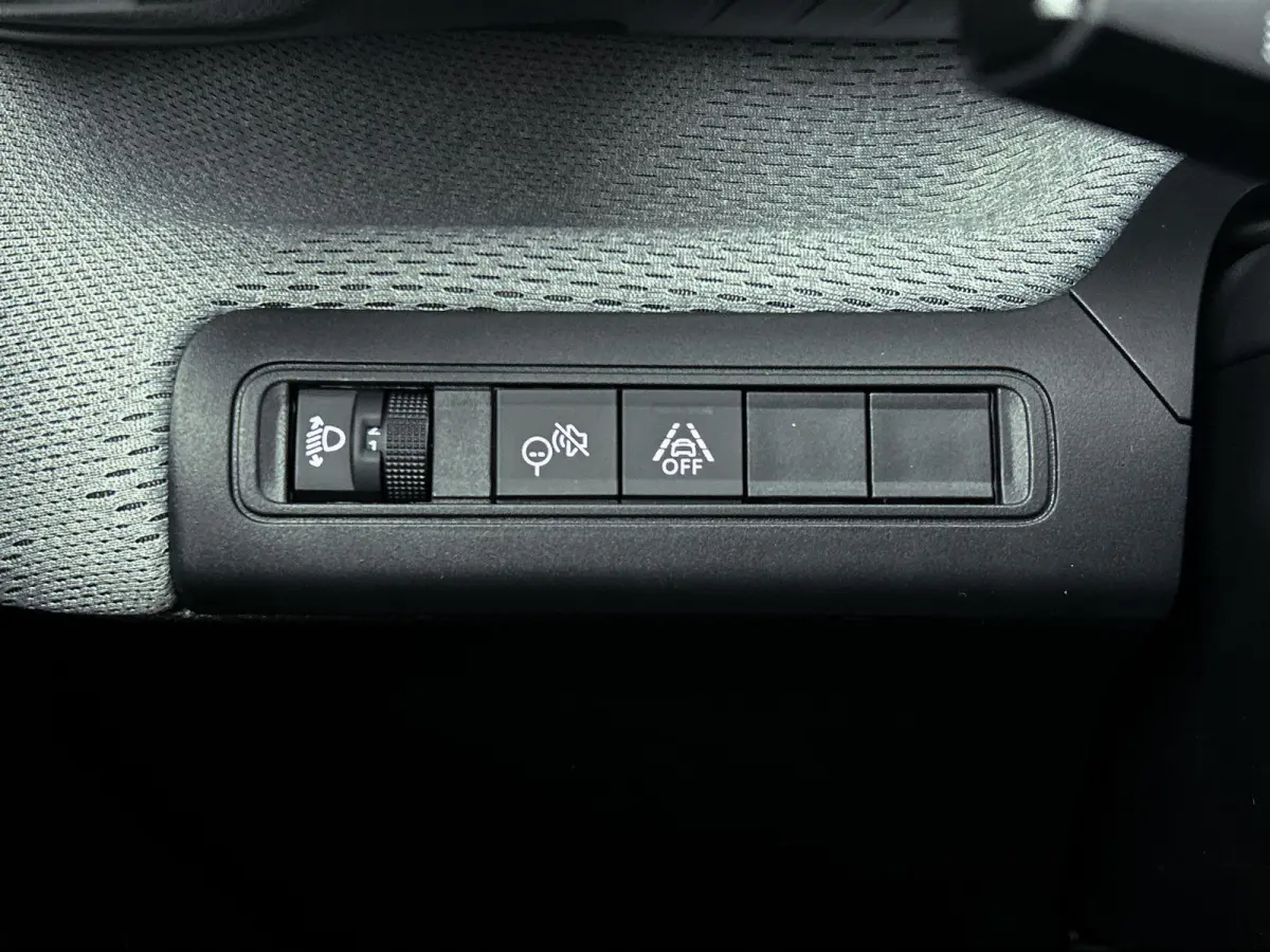 Max Comfort Range 44 kWh 113pk | DEMO | Navigatie | Achteruitrijcamera | Climate Control | Cruise Control | Parkeersensoren | Bluetooth | Draadloze Apple Carplay / Android Auto | Comfortstoe