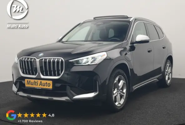 xDrive30e X Line PHEV 326pk Dealer O.H. | Trekhaak Af Fabriek | Panodak | Camera | Harman / Kardon | Lederen Voorstoelen Memory & Verwarmd | Sfeerverlichting | Apple Carplay | Navigatie | DA