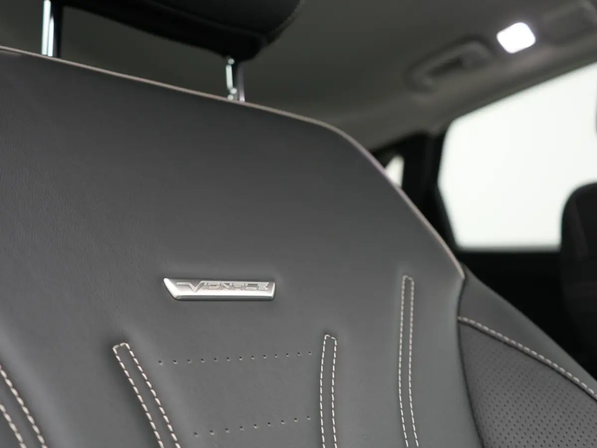 2.5 PHEV Vignale 225pk Dealer O.H. | Trekhaak Af Fabriek | Adaptive Cruise | 360 Camera | Head Up | Bang & Olufsen | Lederen Sportstoelen Memory & Verwarmd | Keyless | BLIS | Stuur Verwarmd 
