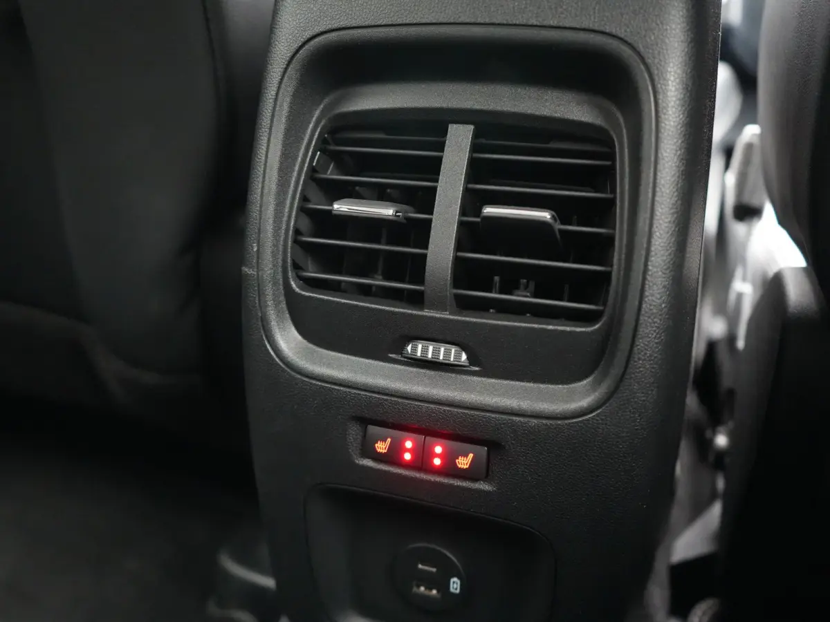 2.5 PHEV Vignale 225pk Dealer O.H. | Trekhaak Af Fabriek | Adaptive Cruise | 360 Camera | Head Up | Bang & Olufsen | Lederen Sportstoelen Memory & Verwarmd | Keyless | BLIS | Stuur Verwarmd 