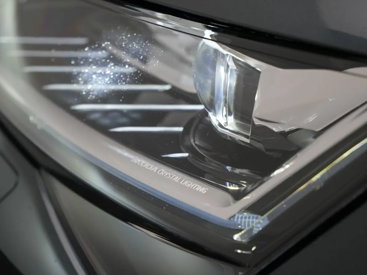 1.4 TSI iV Sportline Business PHEV 218pk Dealer O.H. | Trekhaak Af Fabriek | Panodak | Adaptive Cruise | 360 Camera | Alcantara Sportstoelen Memory & Verwarmd | Stuur Verwarmd | Blis | Keyle