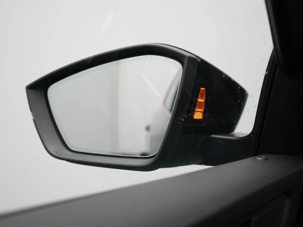 1.4 TSI iV Sportline Business PHEV 218pk Dealer O.H. | Trekhaak Af Fabriek | Panodak | Adaptive Cruise | 360 Camera | Alcantara Sportstoelen Memory & Verwarmd | Stuur Verwarmd | Blis | Keyle