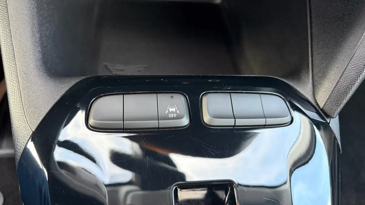 Electric Corsa-e 50KWH 136PK BUSINESS EDITION SOH 100% / NAVI / CLIMA / LED / PDC / CAMERA / KEYLESS / BLUETOOTH / CRUISECONTROL !!