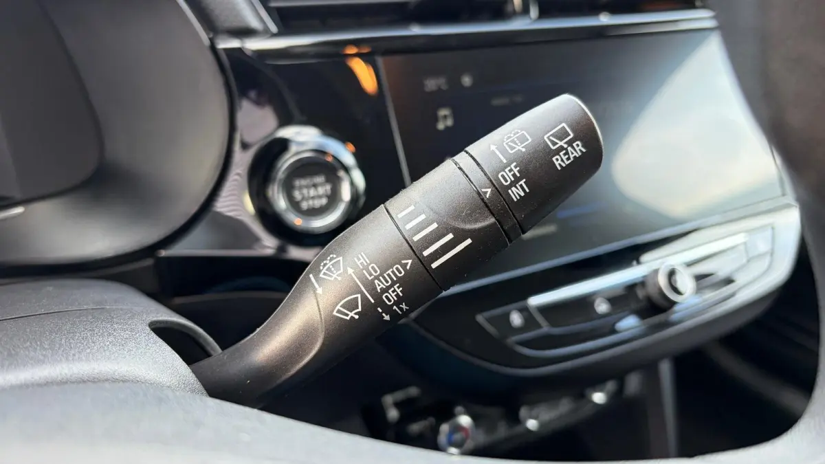 Electric Corsa-e 50KWH 136PK BUSINESS EDITION SOH 100% / NAVI / CLIMA / LED / PDC / CAMERA / KEYLESS / BLUETOOTH / CRUISECONTROL !!