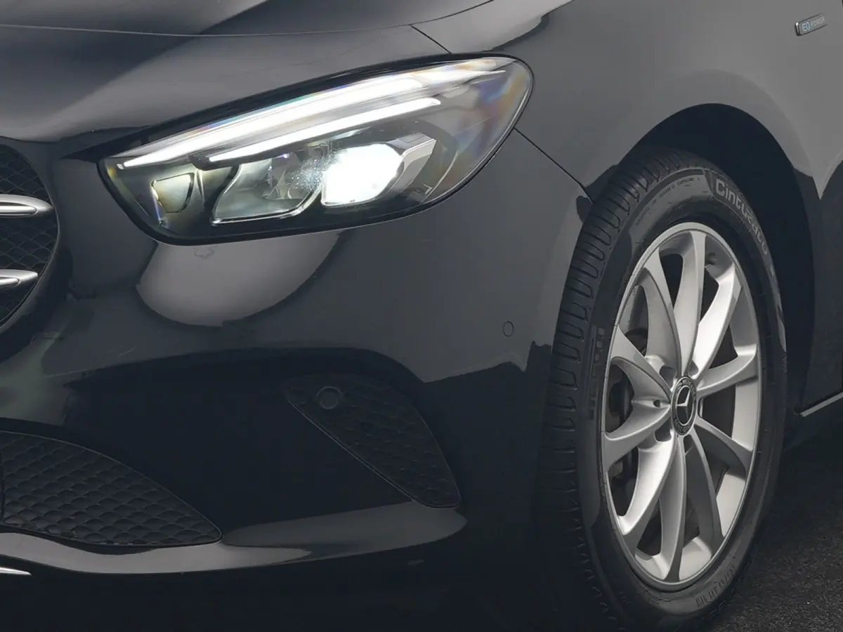 250 e Advantage PHEV 218pk Dealer O.H. | Trekhaak Af Fabriek | Adaptive Cruise | Head Up | Burmester Audio | Camera | Lederen Sportstoelen Memory & Verwarmd | BLIS | Apple Carplay | Widescre