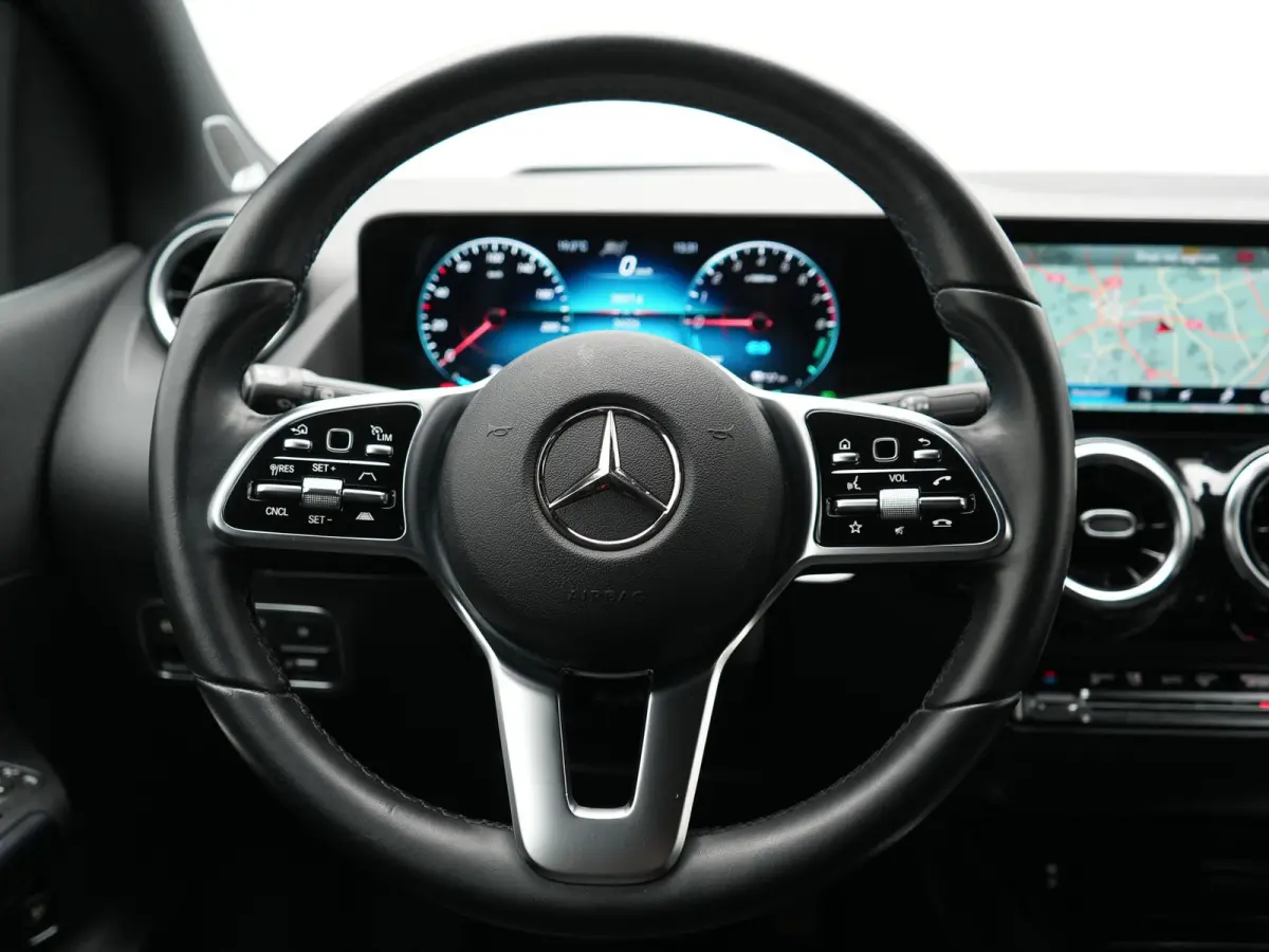 250 e Advantage PHEV 218pk Dealer O.H. | Trekhaak Af Fabriek | Adaptive Cruise | Head Up | Burmester Audio | Camera | Lederen Sportstoelen Memory & Verwarmd | BLIS | Apple Carplay | Widescre