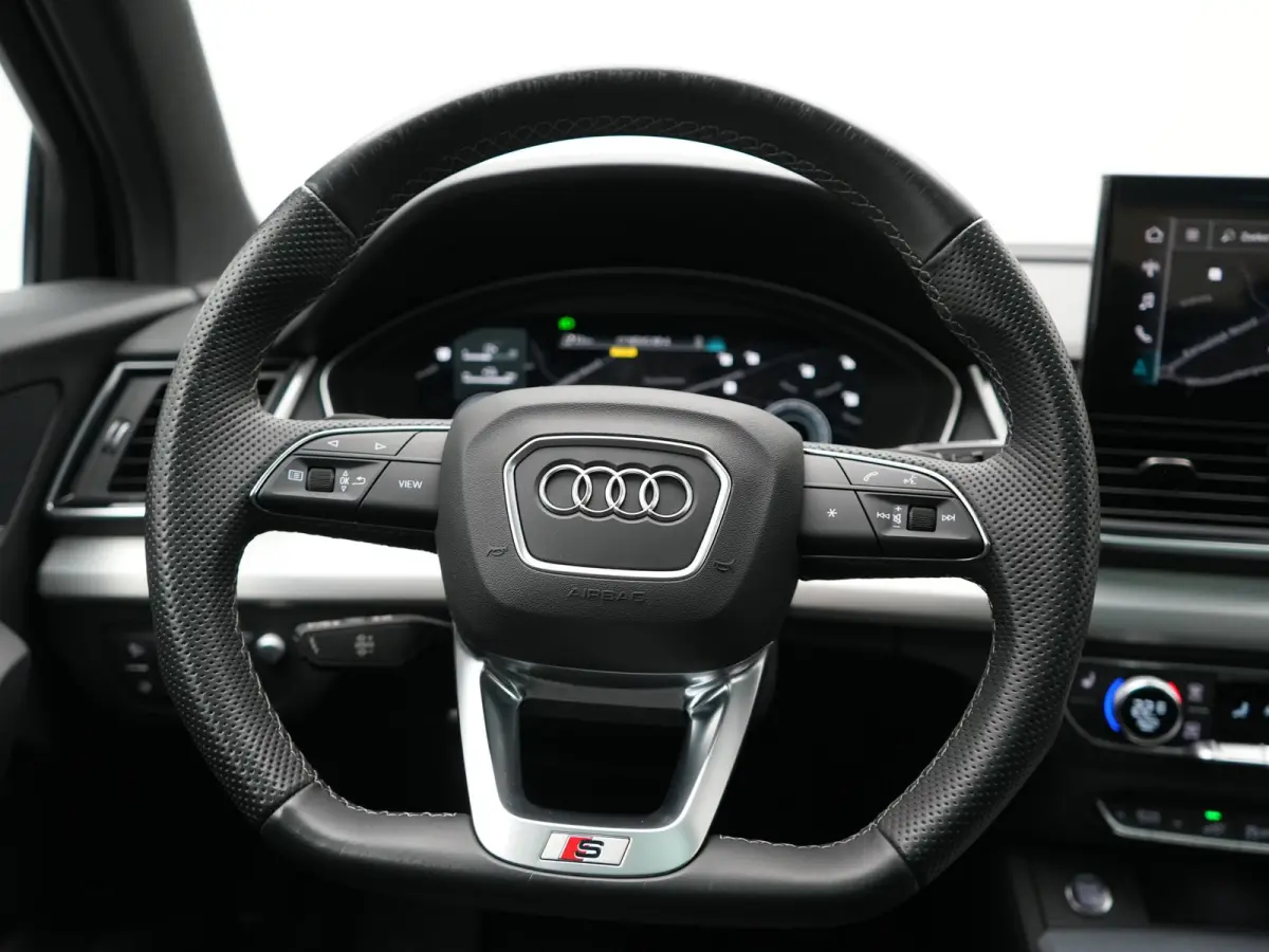 50 TFSI e 2x S Line PHEV 300pk Dealer O.H. | Panodak | 360 Camera | Head Up | Lederen Sportstoelen Verwarmd | Keyless | Apple Carplay | Cruise Control | Virtual Cockpit | Navigatie | DAB | 1