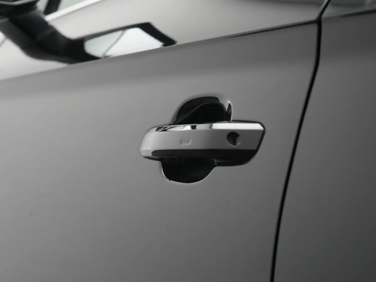 50 TFSI e 2x S Line PHEV 300pk Dealer O.H. | Panodak | 360 Camera | Head Up | Lederen Sportstoelen Verwarmd | Keyless | Apple Carplay | Cruise Control | Virtual Cockpit | Navigatie | DAB | 1