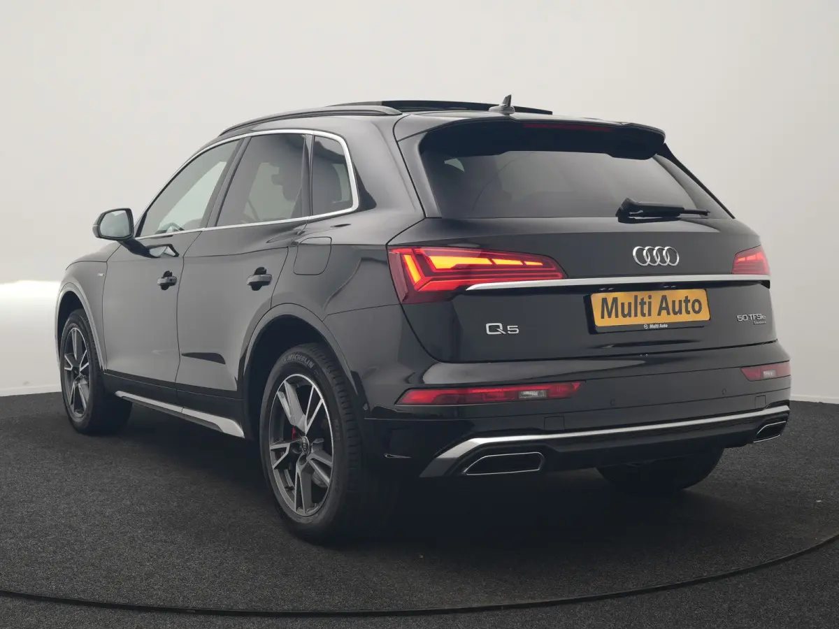50 TFSI e 2x S Line PHEV 300pk Dealer O.H. | Panodak | 360 Camera | Head Up | Lederen Sportstoelen Verwarmd | Keyless | Apple Carplay | Cruise Control | Virtual Cockpit | Navigatie | DAB | 1