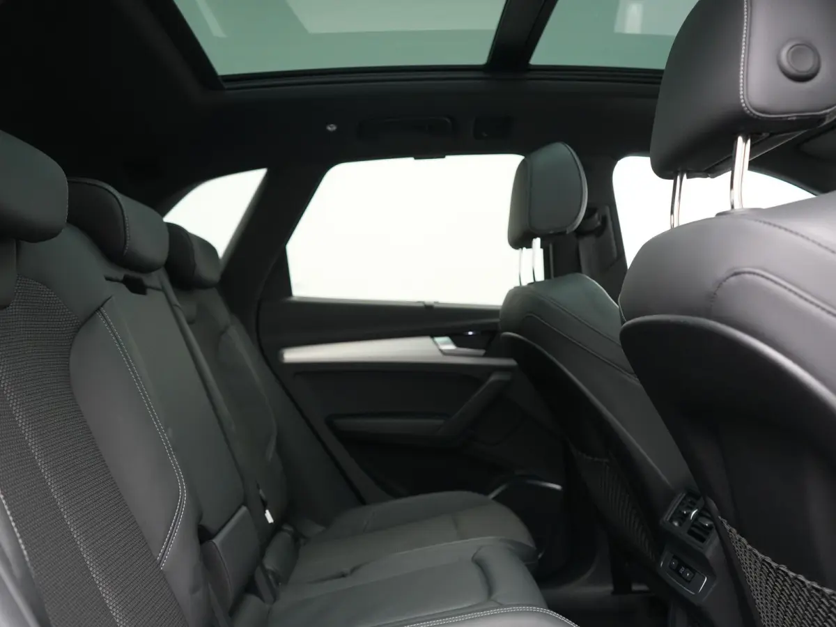 50 TFSI e 2x S Line PHEV 300pk Dealer O.H. | Panodak | 360 Camera | Head Up | Lederen Sportstoelen Verwarmd | Keyless | Apple Carplay | Cruise Control | Virtual Cockpit | Navigatie | DAB | 1