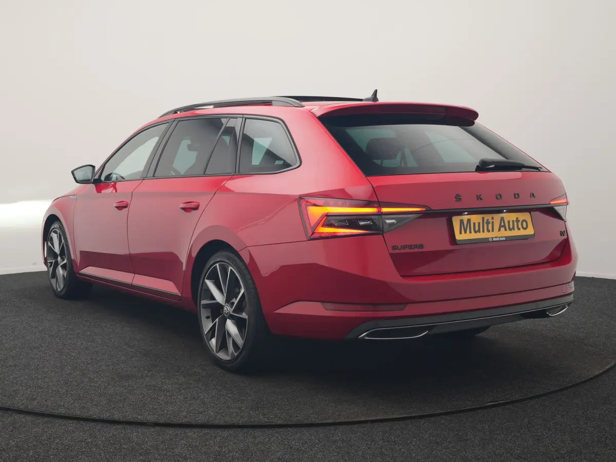 1.4 TSI iV Sportline Business PHEV 218pk Dealer O.H. | Trekhaak Af Fabriek | Panodak | Adaptive Cruise | SOH 89,8% | Camera | Canton Audio | Alcantara Sportstoelen Memory & Verwarmd | Stuur 