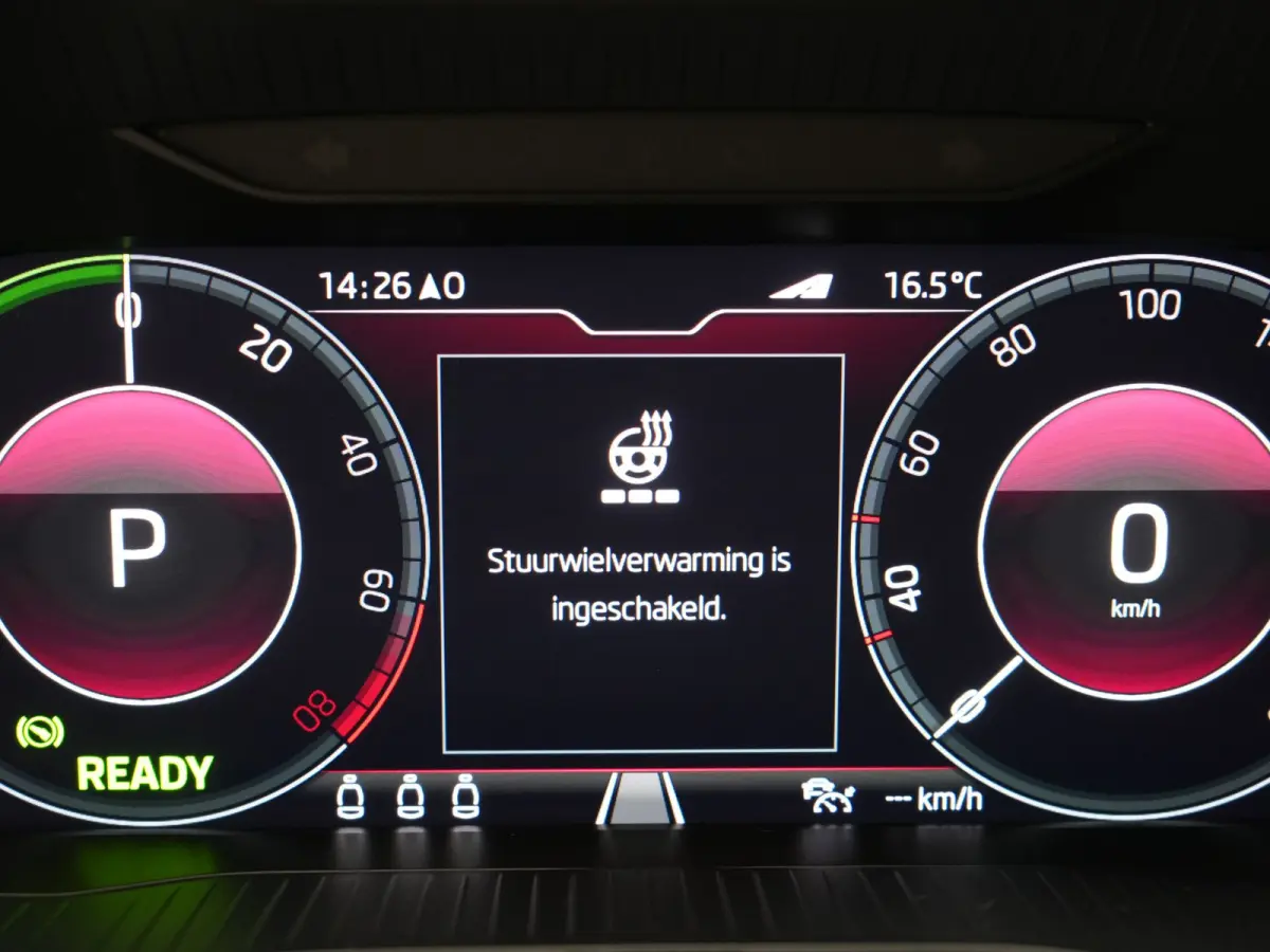 1.4 TSI iV Sportline Business PHEV 218pk Dealer O.H. | Trekhaak Af Fabriek | Panodak | Adaptive Cruise | SOH 89,8% | Camera | Canton Audio | Alcantara Sportstoelen Memory & Verwarmd | Stuur 