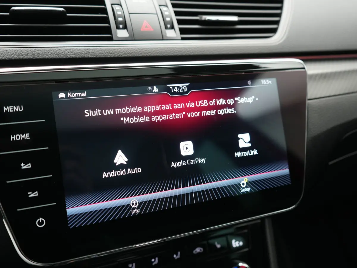 1.4 TSI iV Sportline Business PHEV 218pk Dealer O.H. | Trekhaak Af Fabriek | Panodak | Adaptive Cruise | SOH 89,8% | Camera | Canton Audio | Alcantara Sportstoelen Memory & Verwarmd | Stuur 