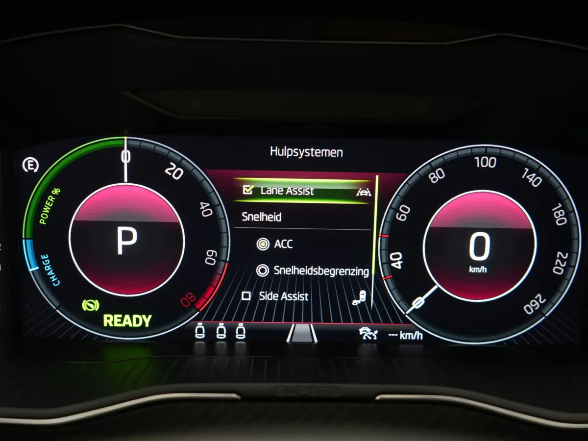 1.4 TSI iV Sportline Business PHEV 218pk Dealer O.H. | Trekhaak Af Fabriek | Panodak | Adaptive Cruise | SOH 89,8% | Camera | Canton Audio | Alcantara Sportstoelen Memory & Verwarmd | Stuur 